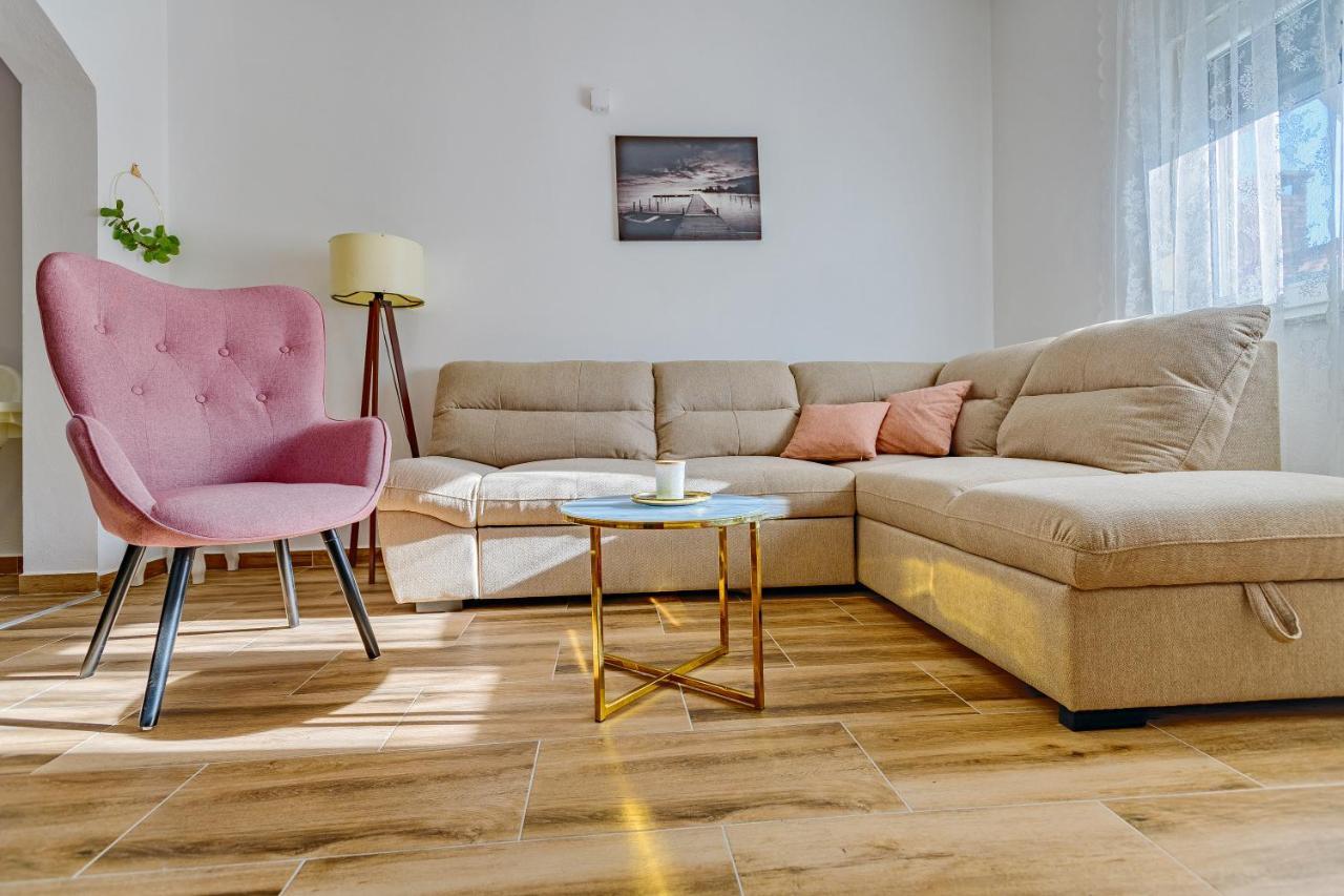 -zadar Apartman *